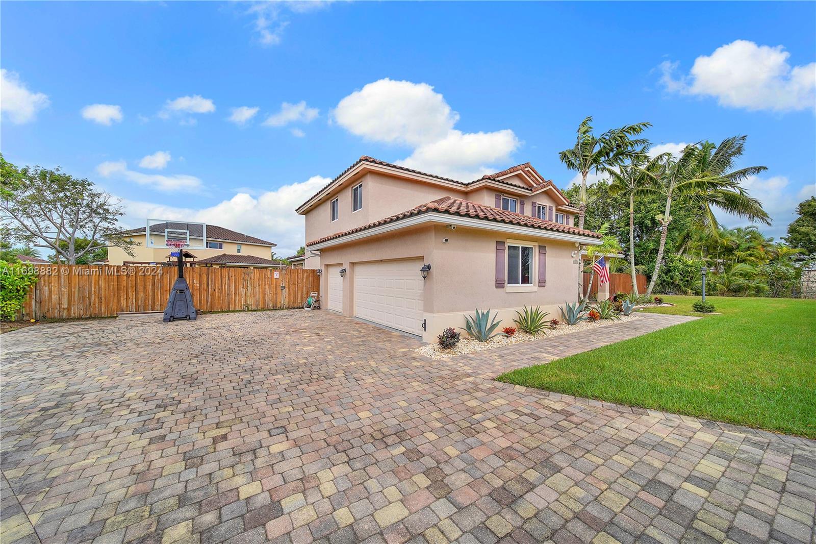 2132 NW 15th Ter