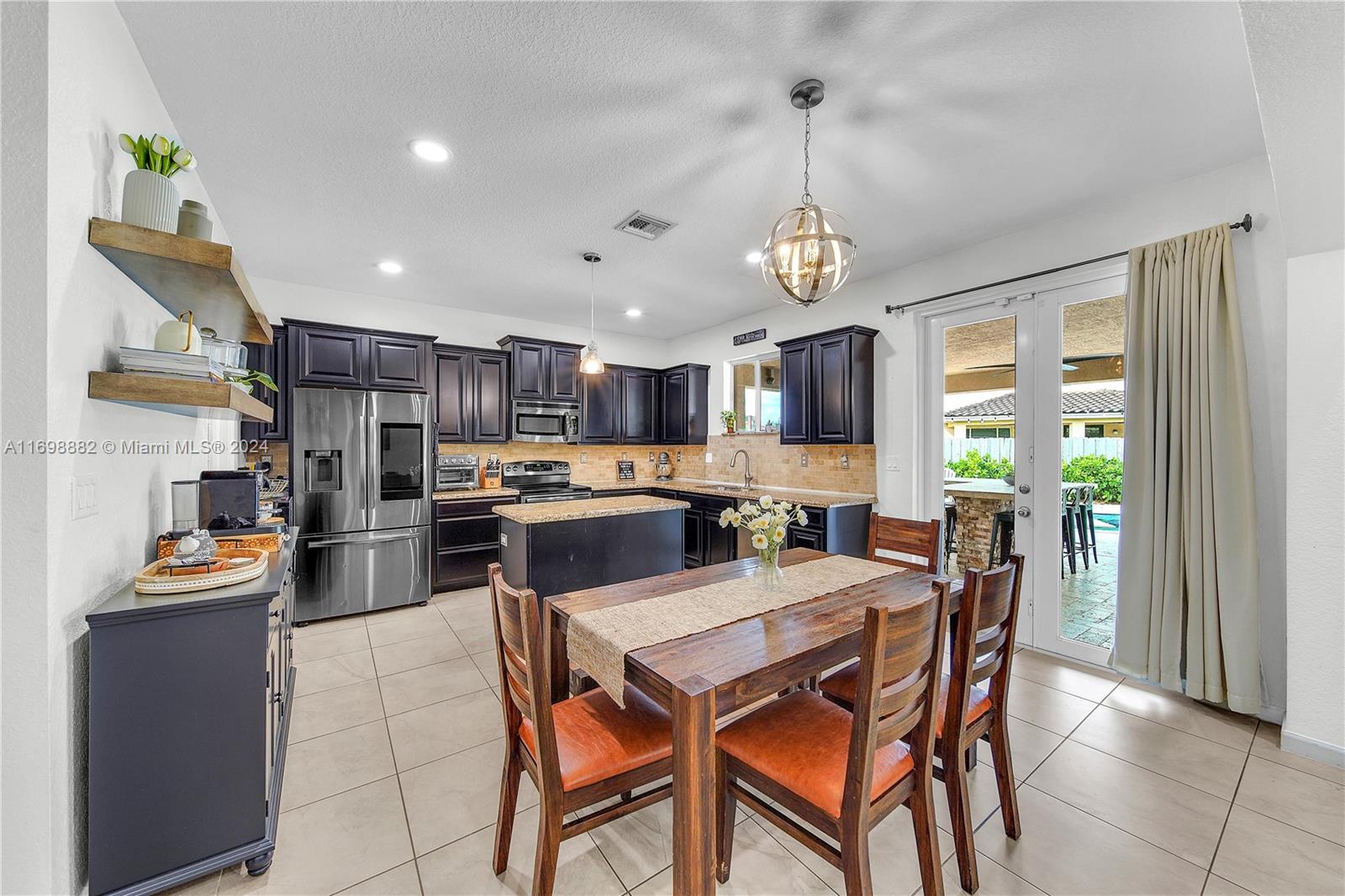 2132 NW 15th Ter