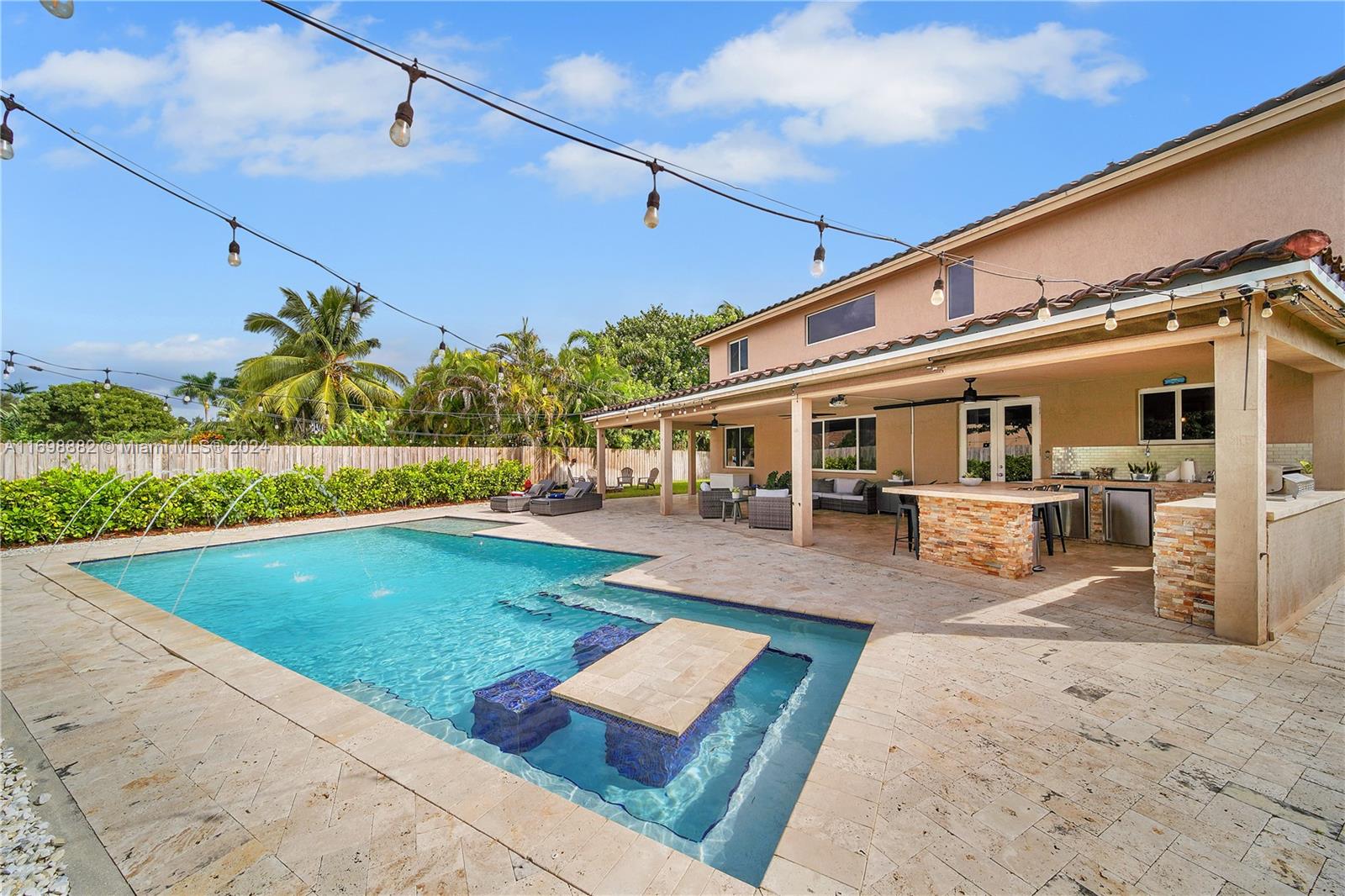 2132 NW 15th Ter