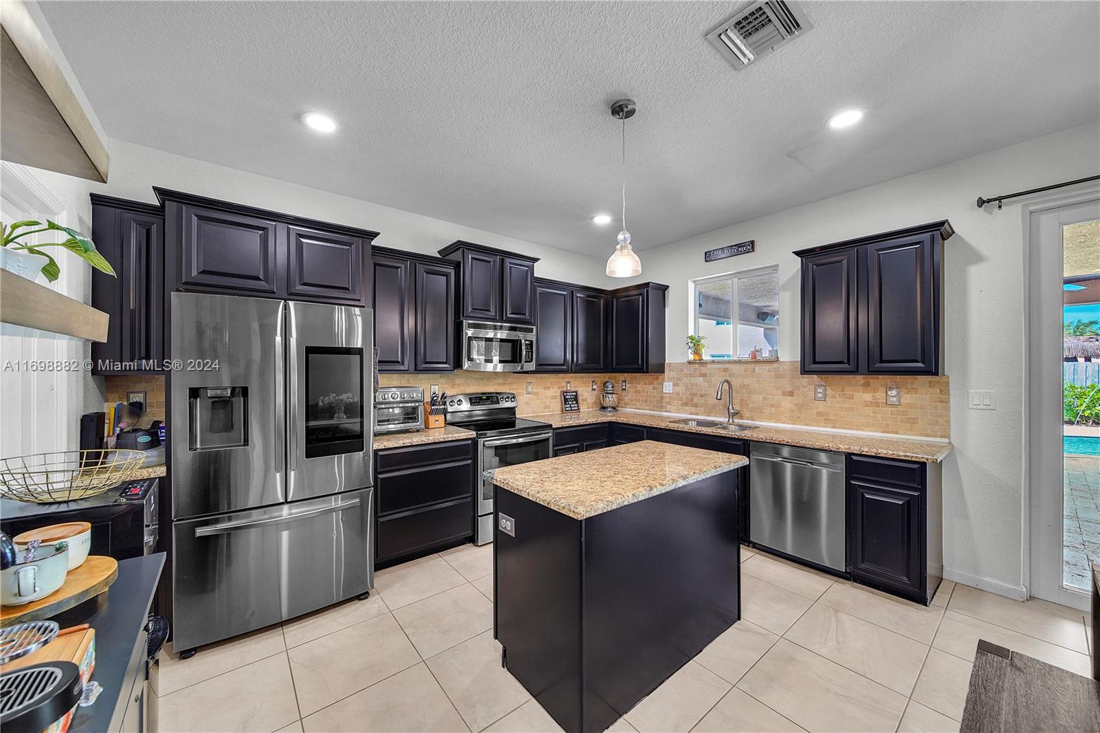 2132 NW 15th Ter
