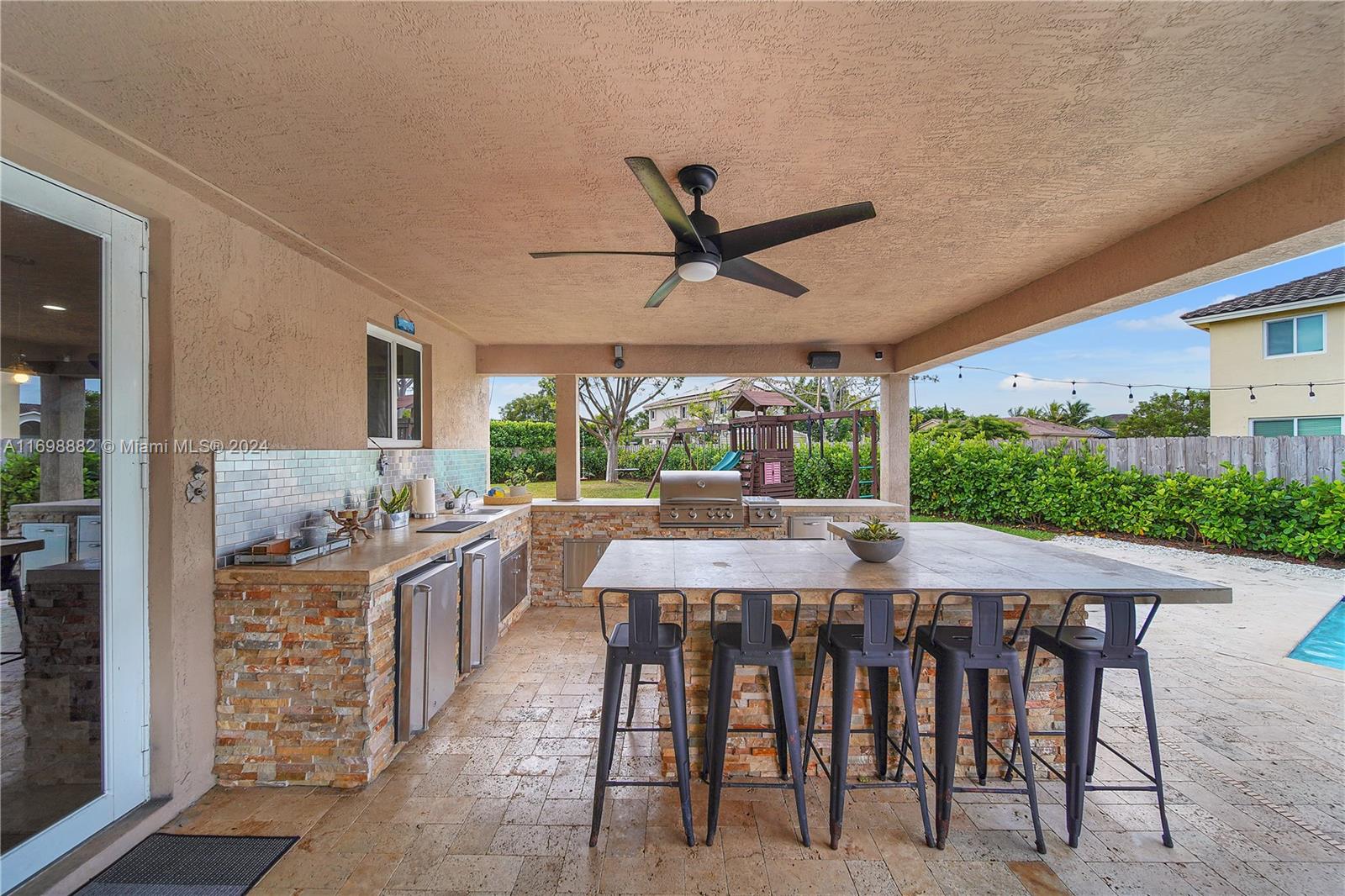 2132 NW 15th Ter