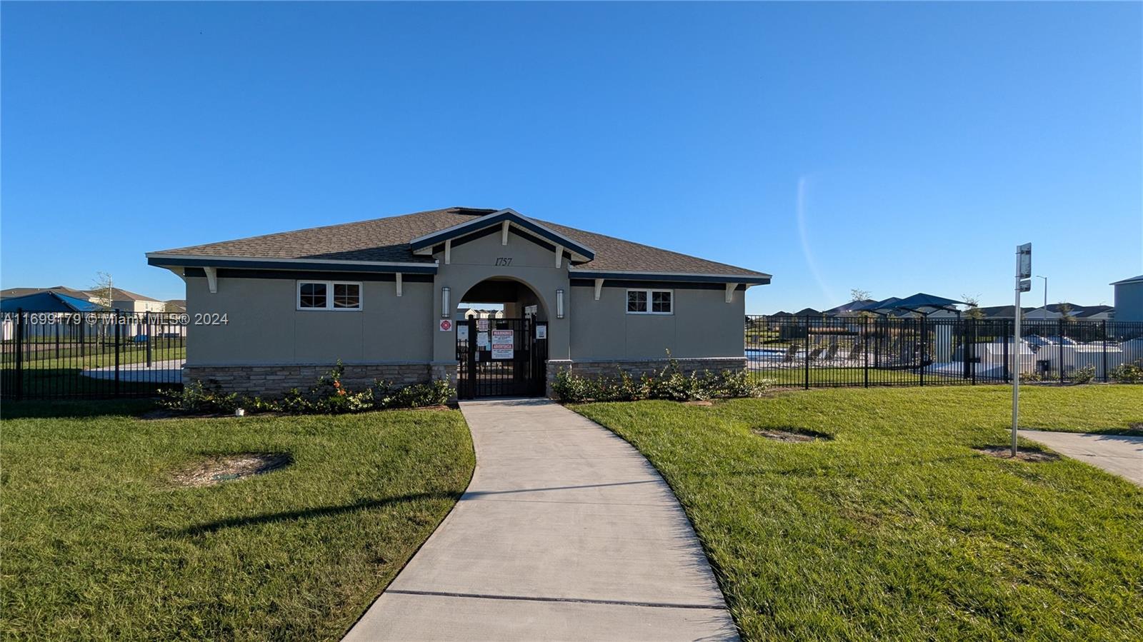 3023 Chantilly Drive