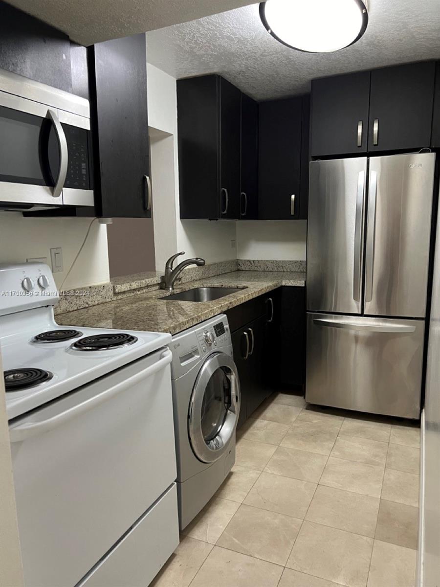 1740 NW N River Dr # 425