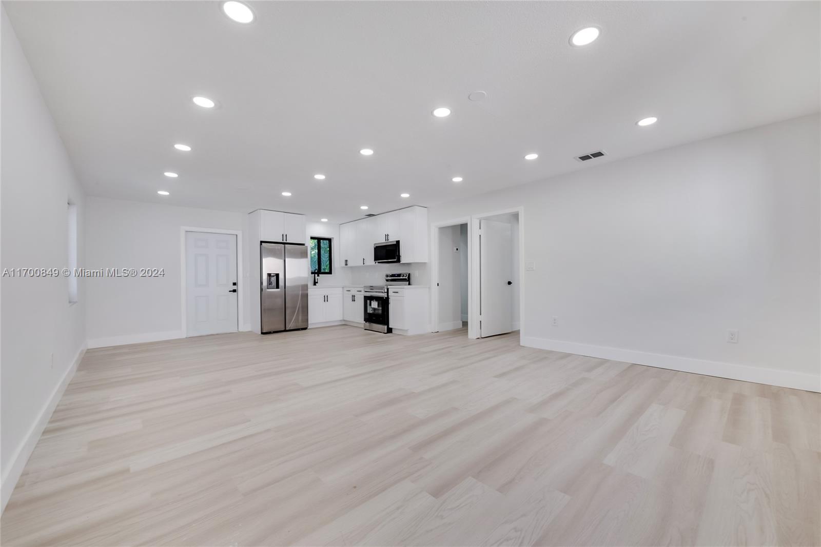 1200 SW 29th Ave # 1202