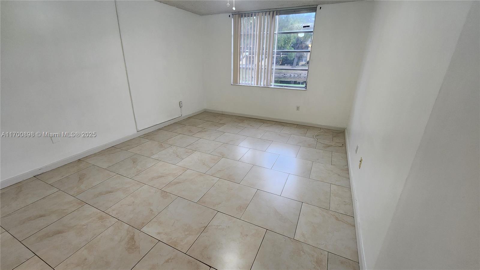 3195 Foxcroft Rd # F110