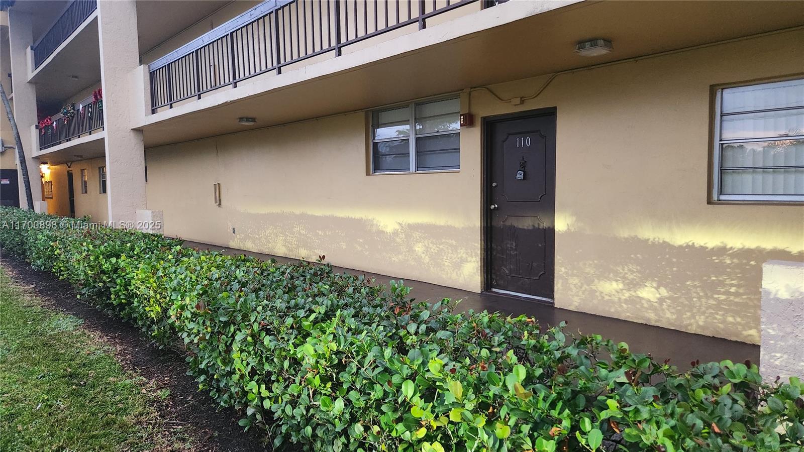 3195 Foxcroft Rd # F110