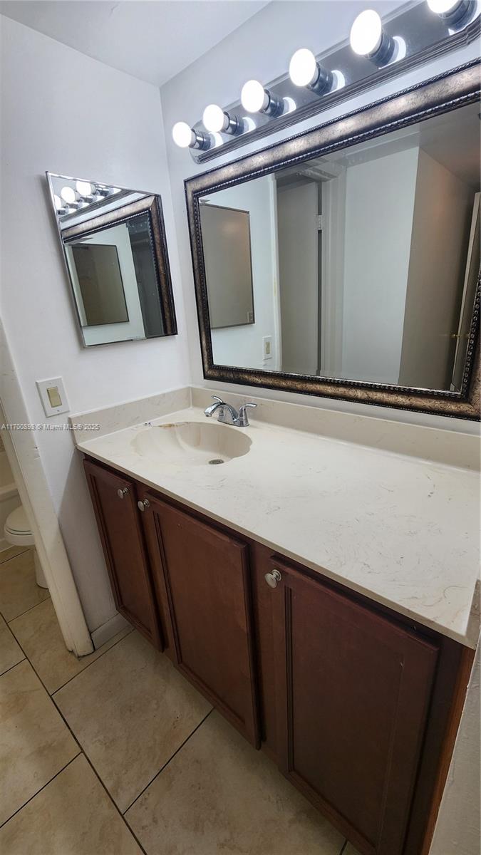 3195 Foxcroft Rd # F110