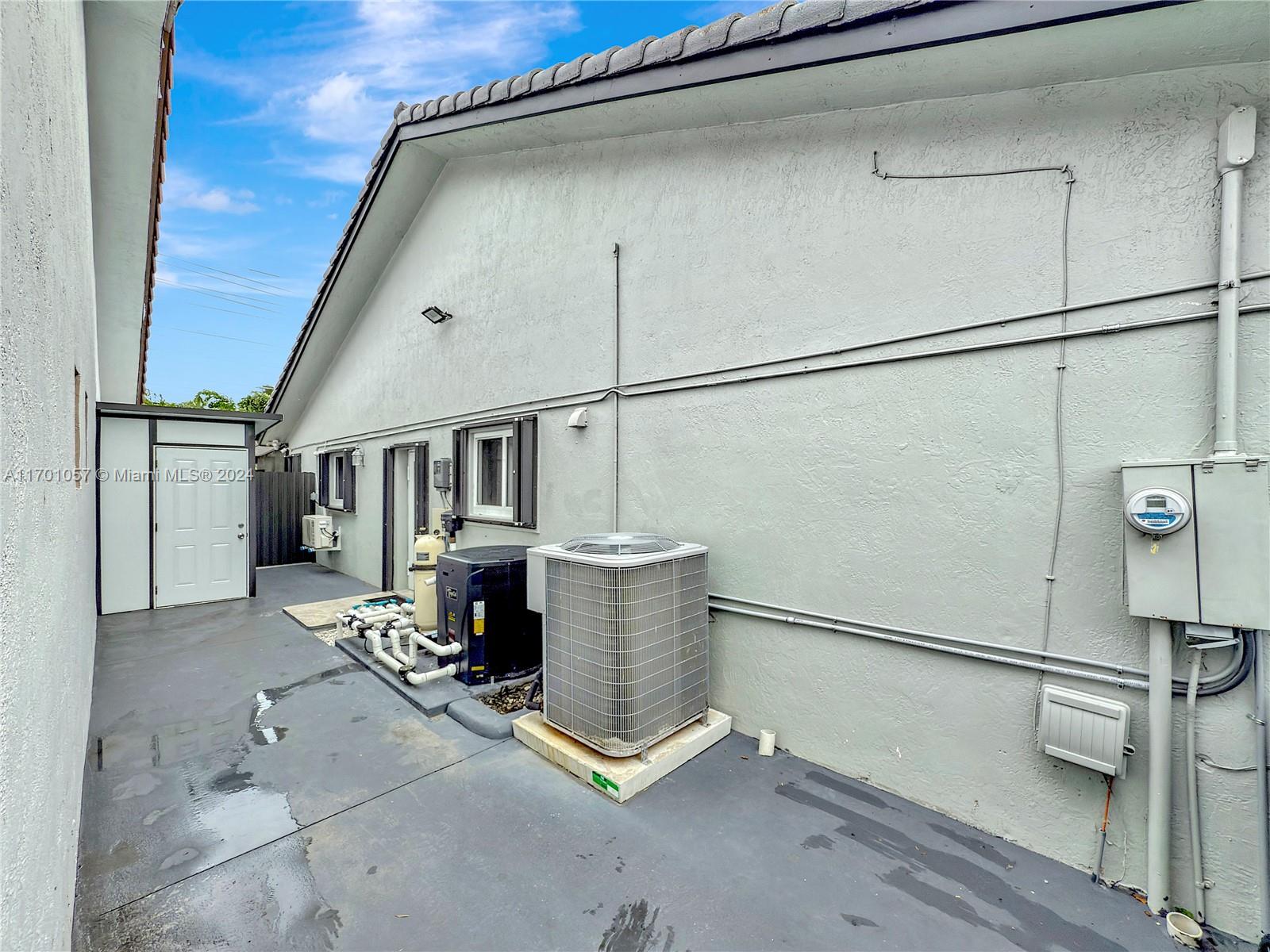 2921 SW 136th Ct