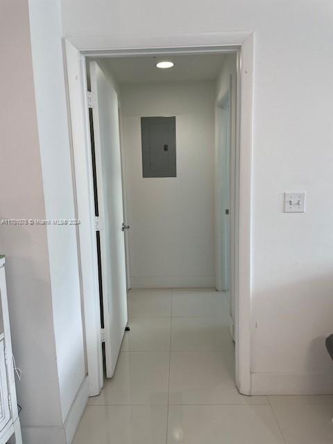 244 Biscayne Blvd # 907