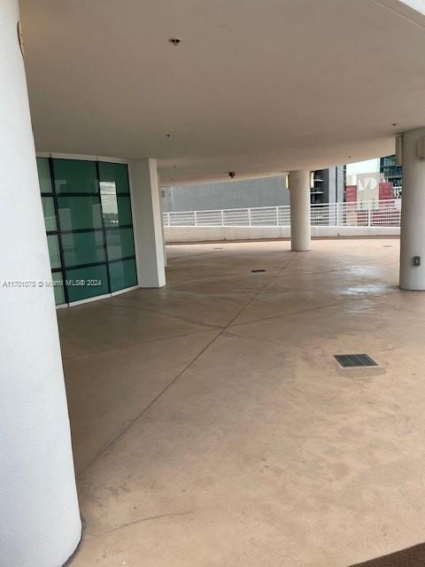 244 Biscayne Blvd # 907