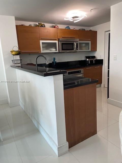 244 Biscayne Blvd # 907