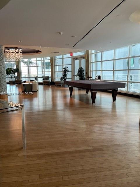 244 Biscayne Blvd # 907