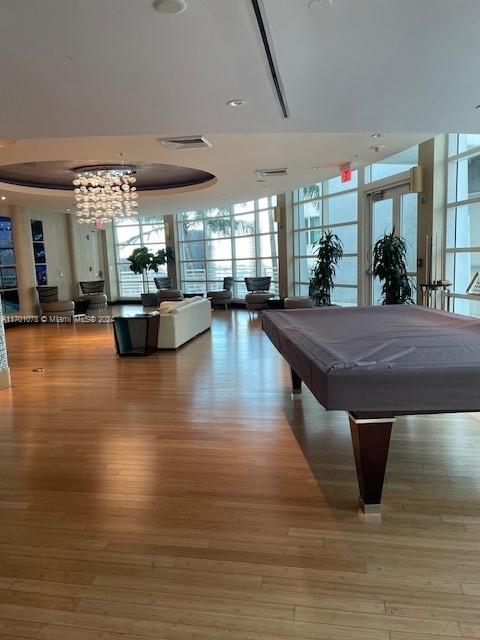 244 Biscayne Blvd # 907