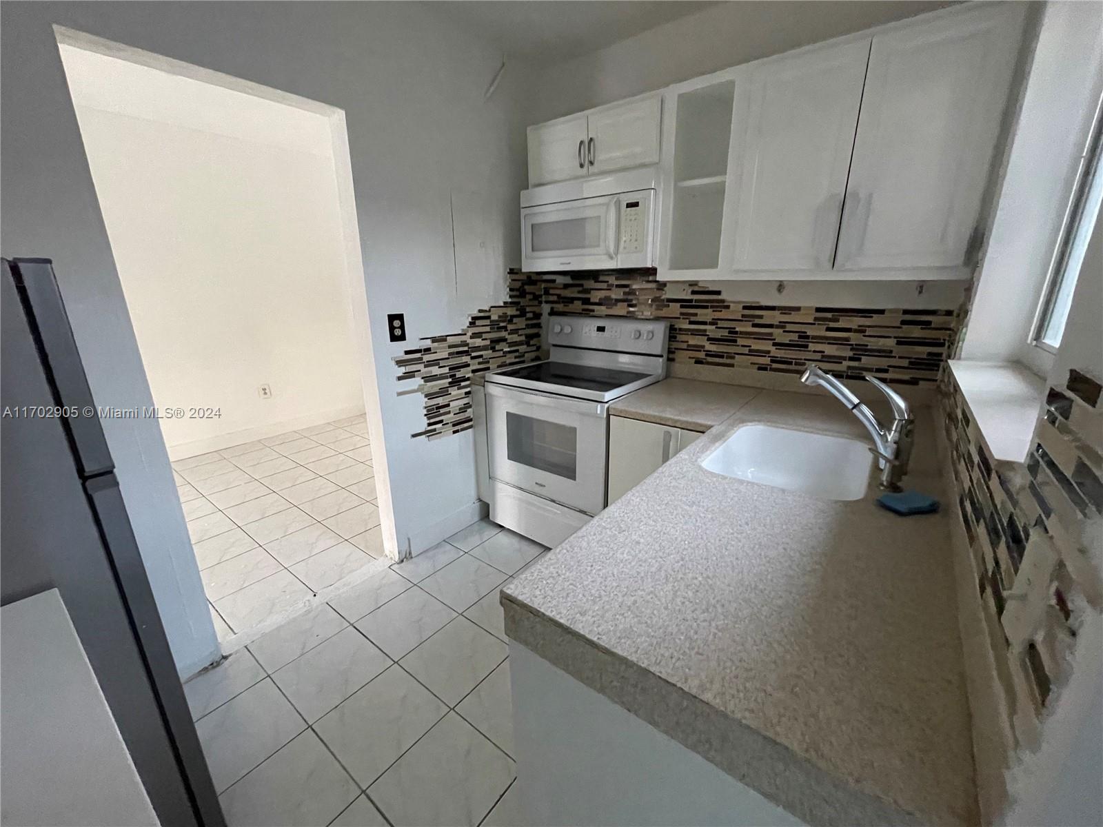 2361 SW 16th Ct Unit: -