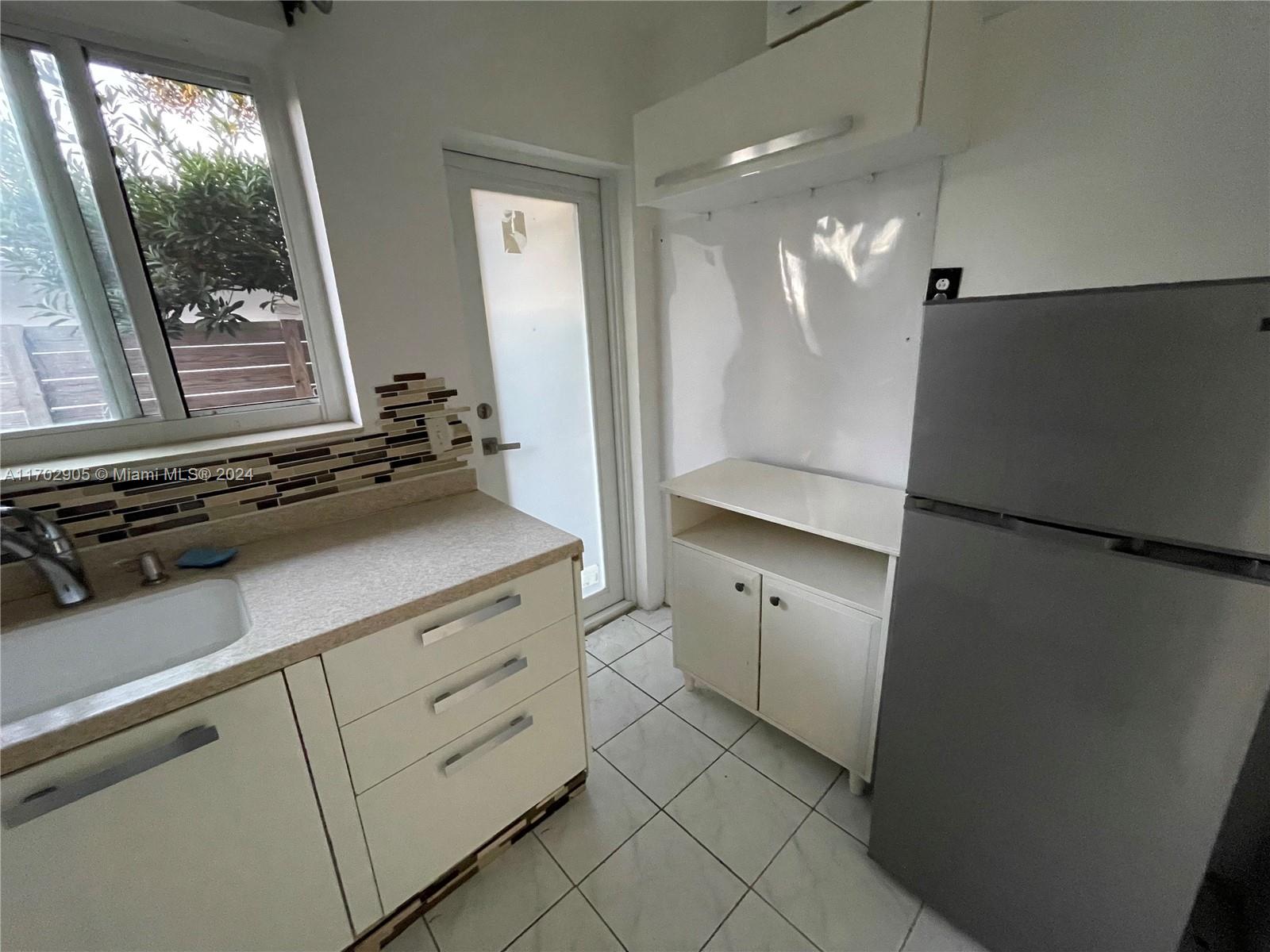 2361 SW 16th Ct Unit: -