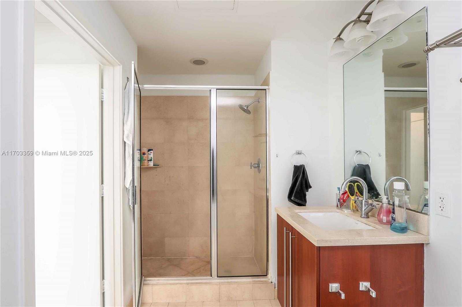 79 SW 12th St Unit: 3002-S