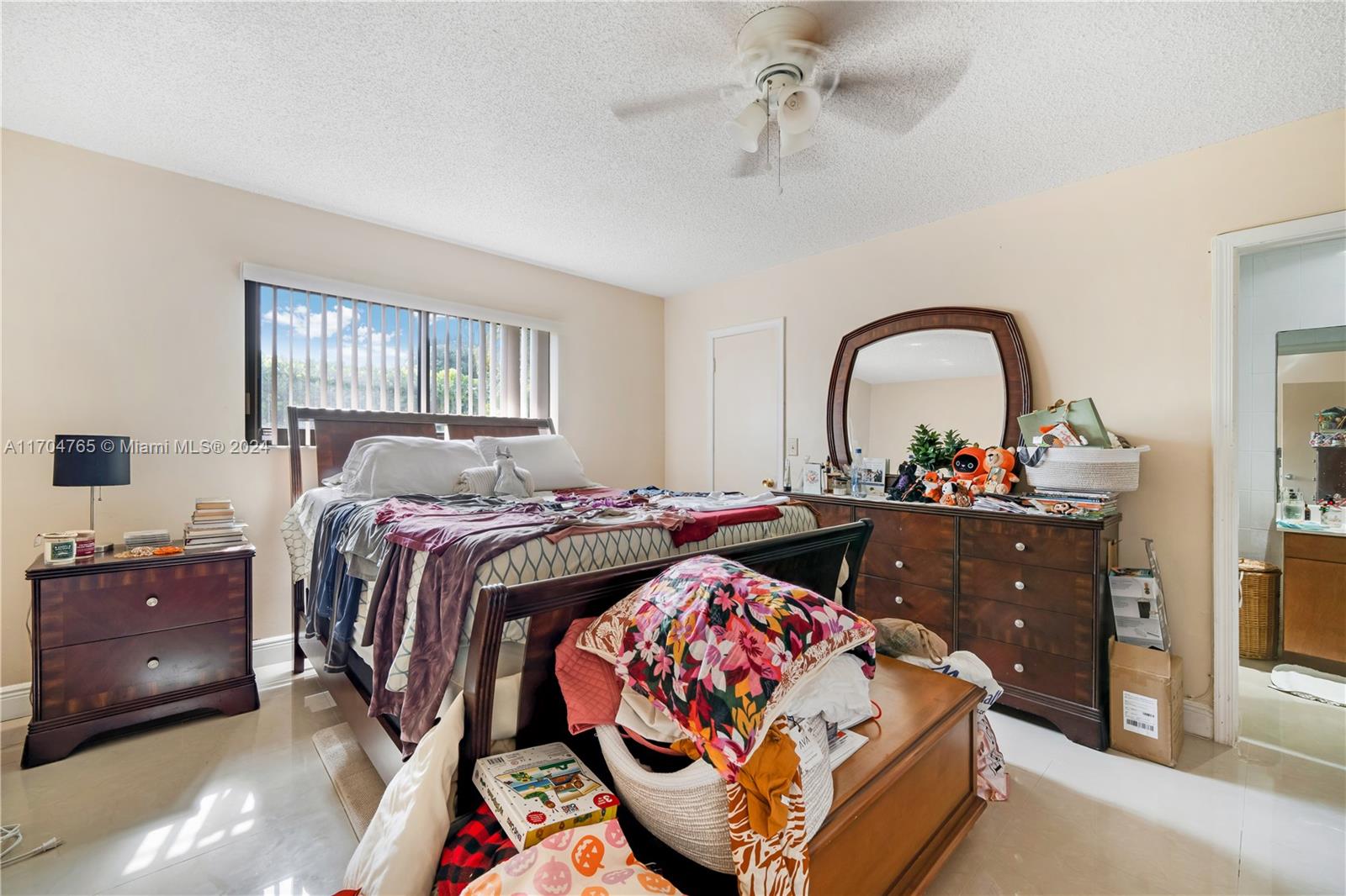 17600 SW 84th Ct