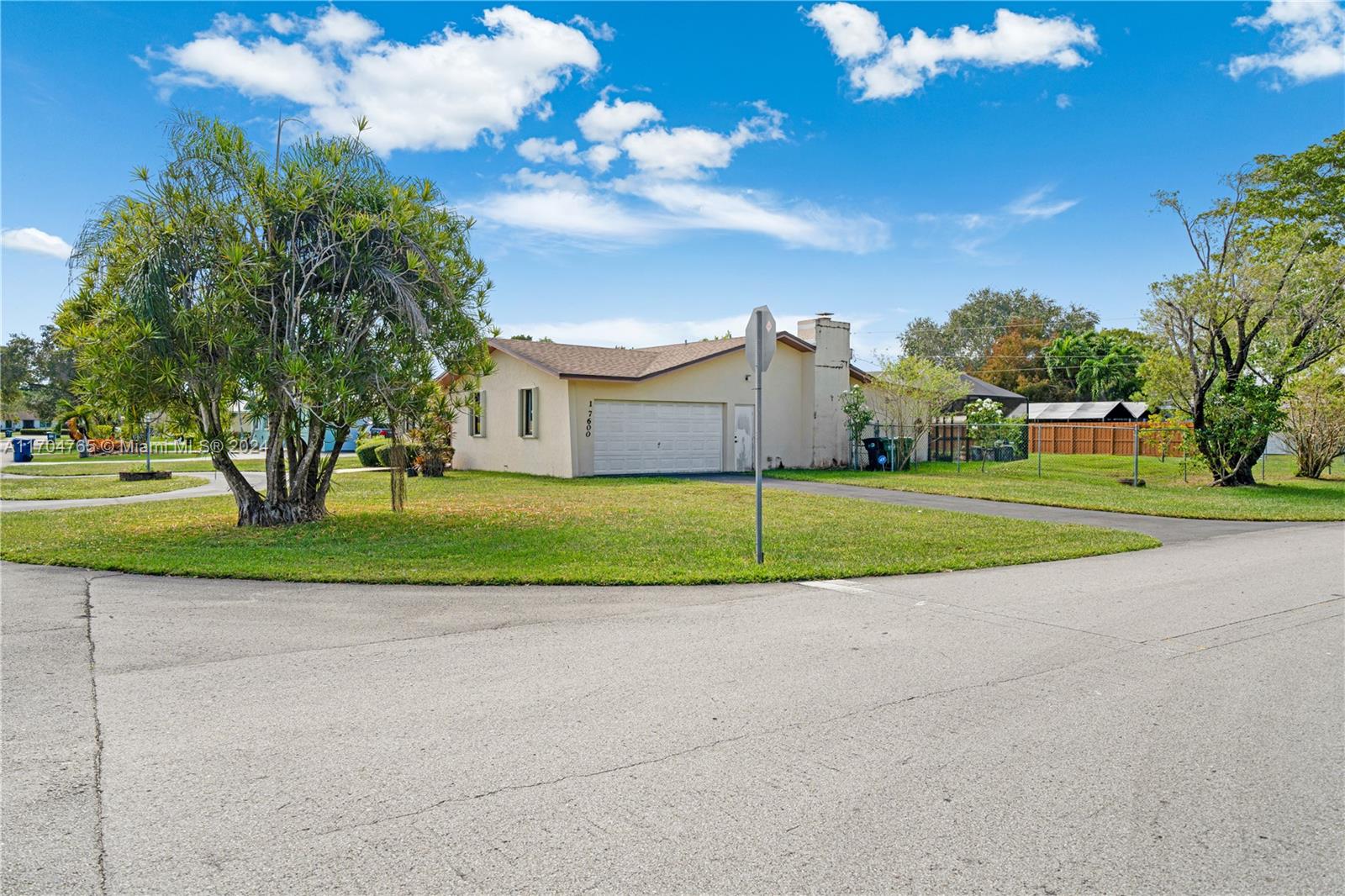 17600 SW 84th Ct