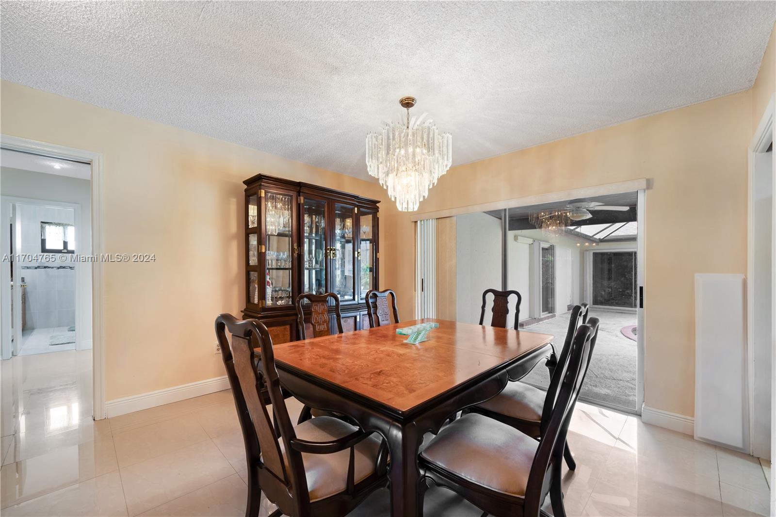 17600 SW 84th Ct