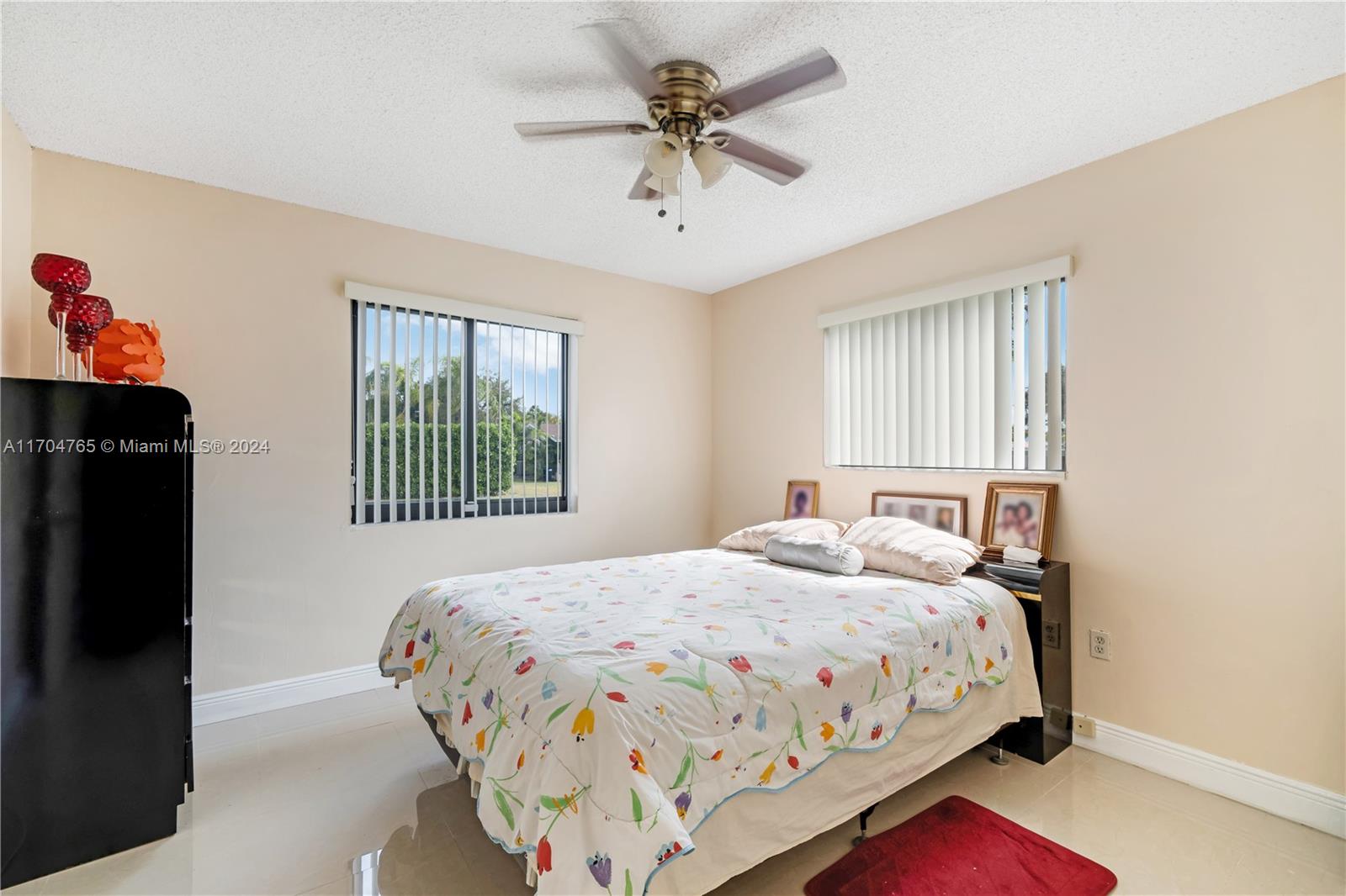 17600 SW 84th Ct