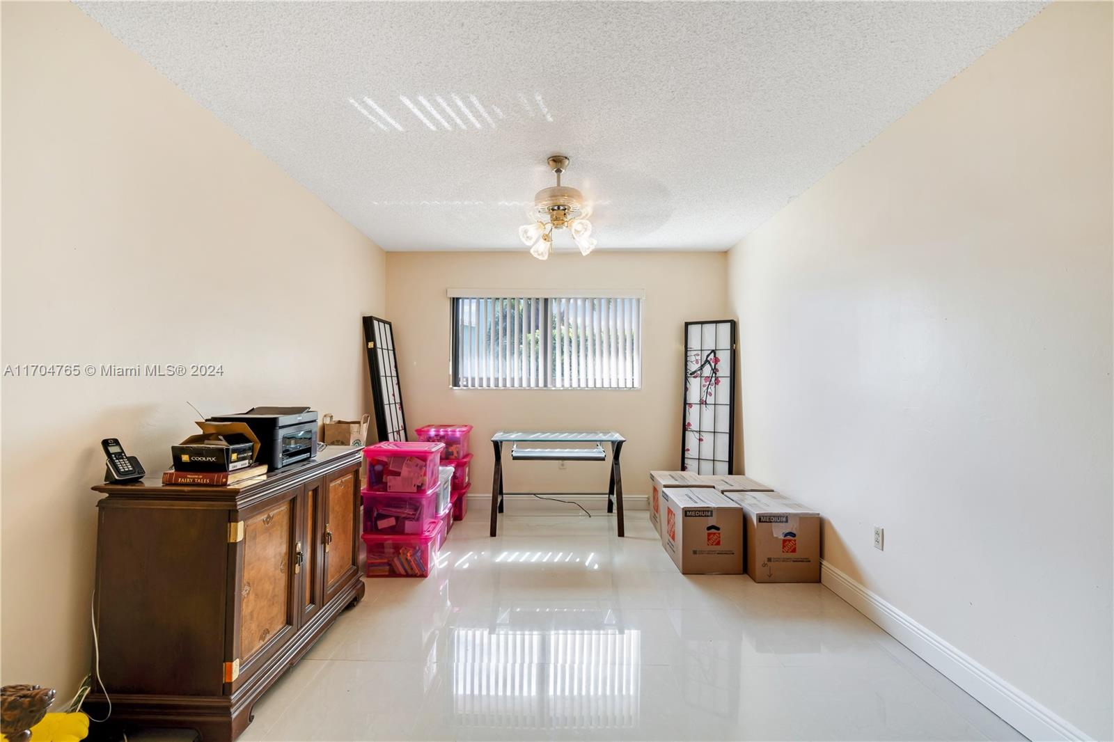 17600 SW 84th Ct