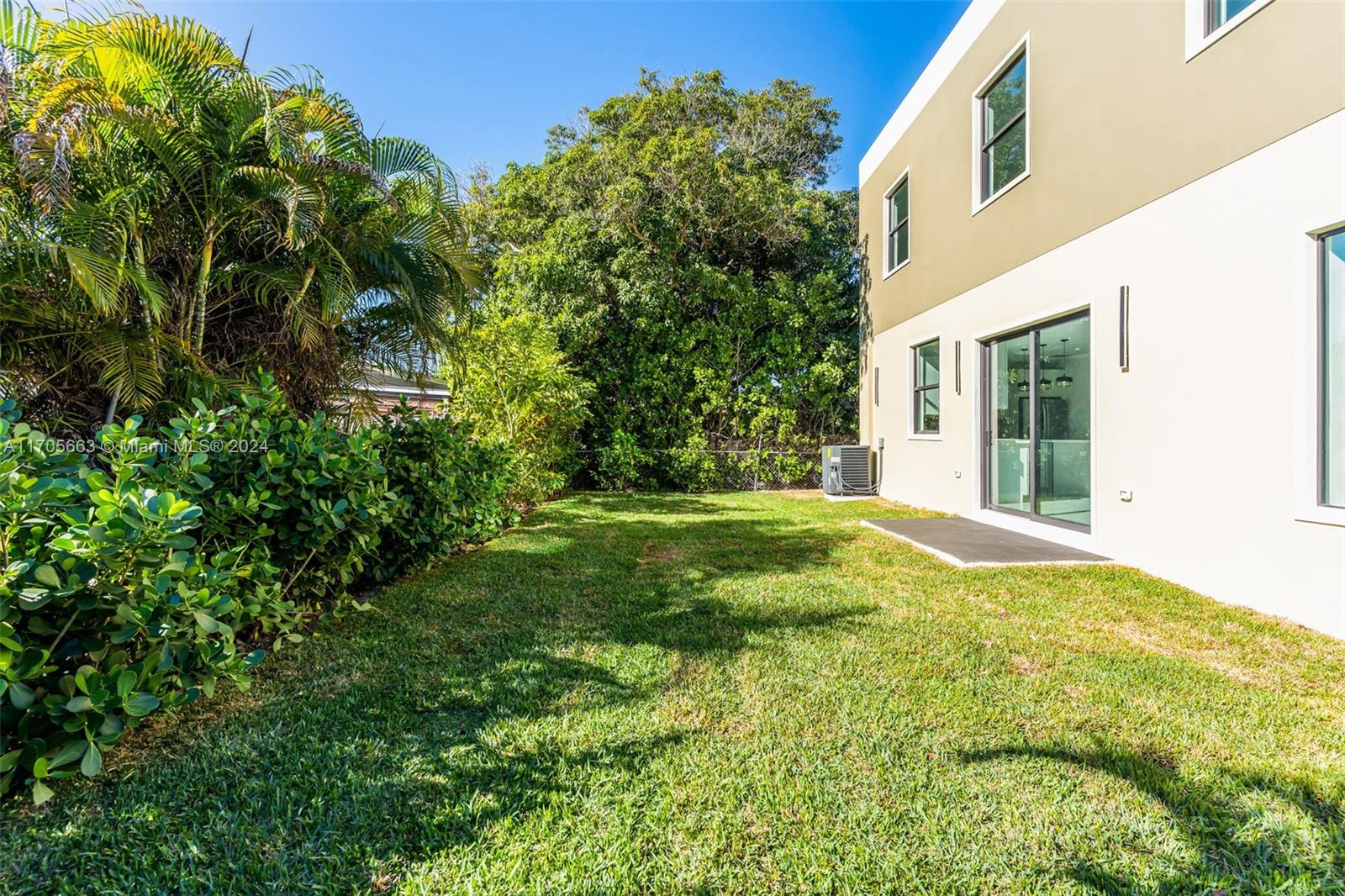 3650 SW 13th St
