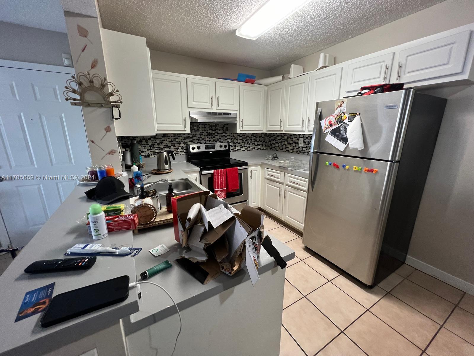 251 W Palm Cir W # 102