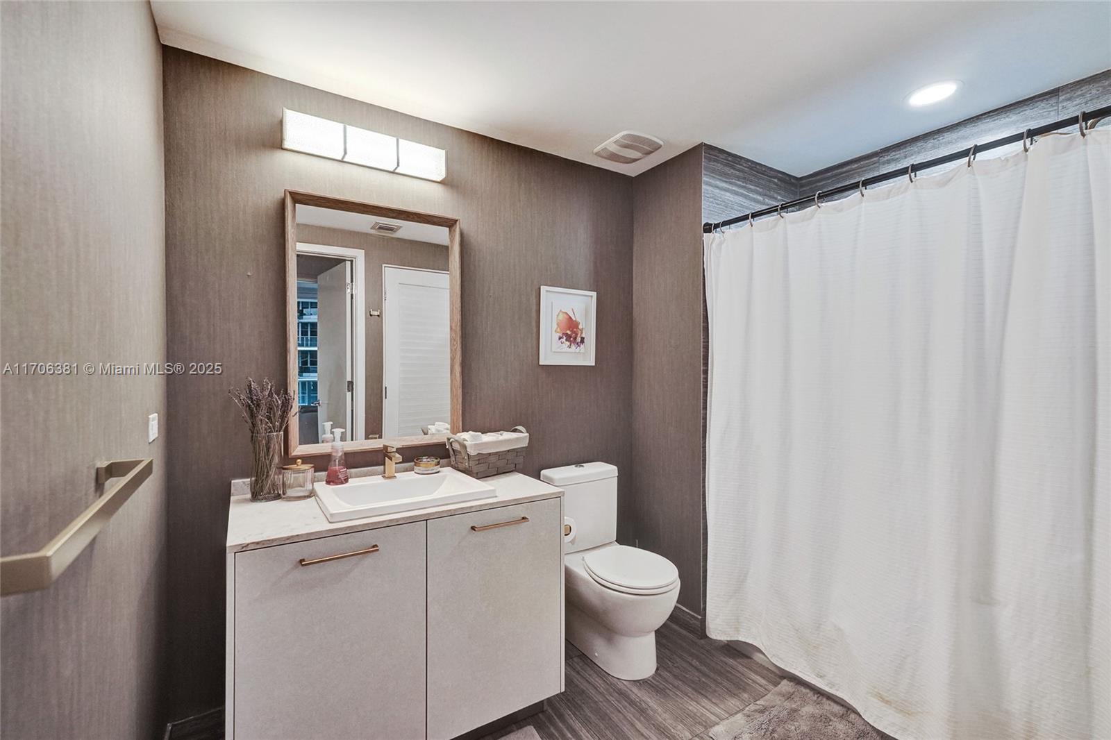 1010 Brickell Ave # 4009