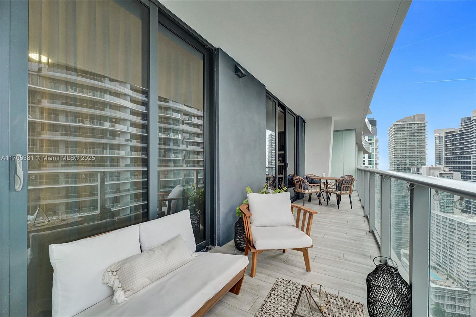 1010 Brickell Ave # 4009