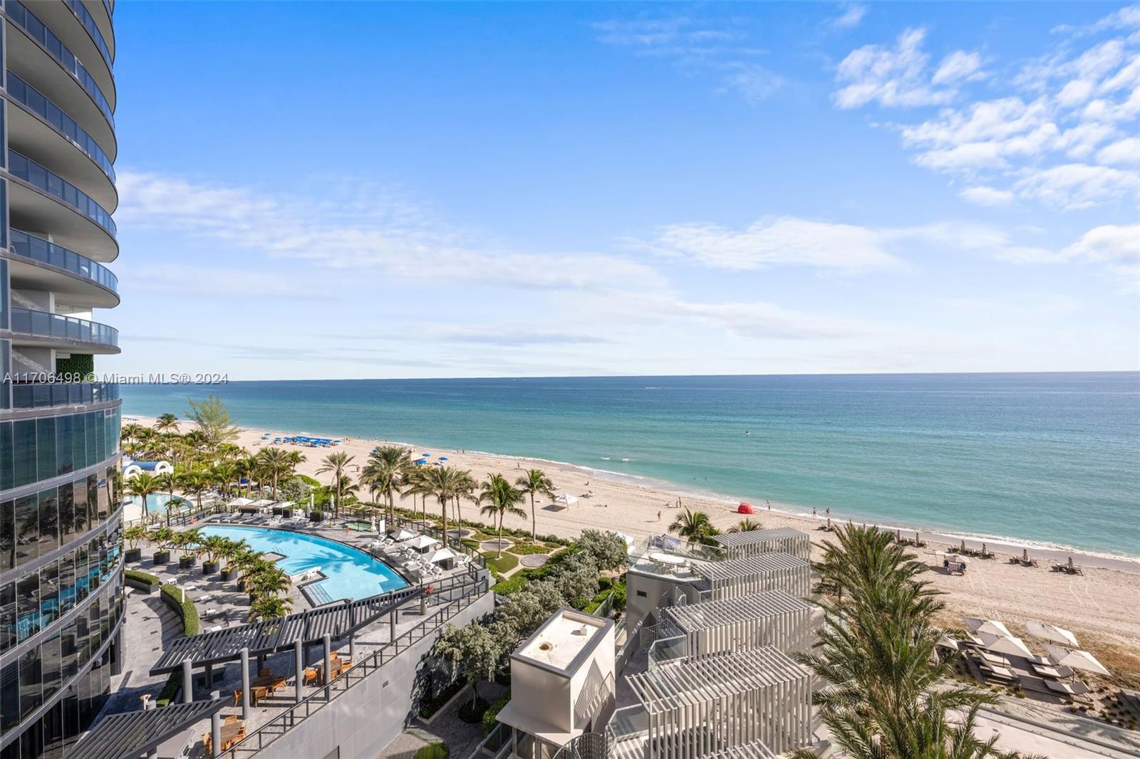 18501 Collins Ave # 601