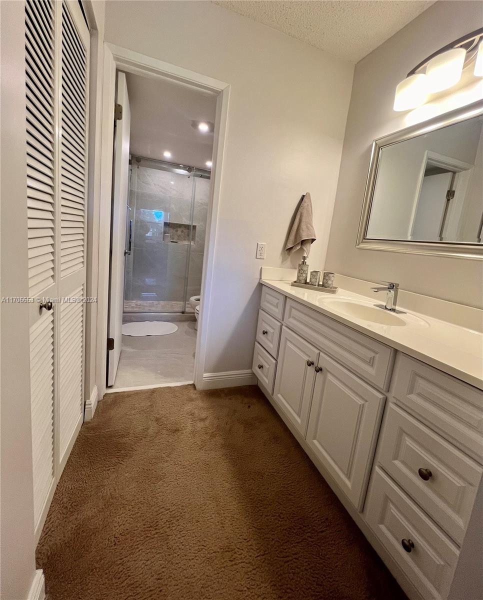 545 W Park Dr # 1