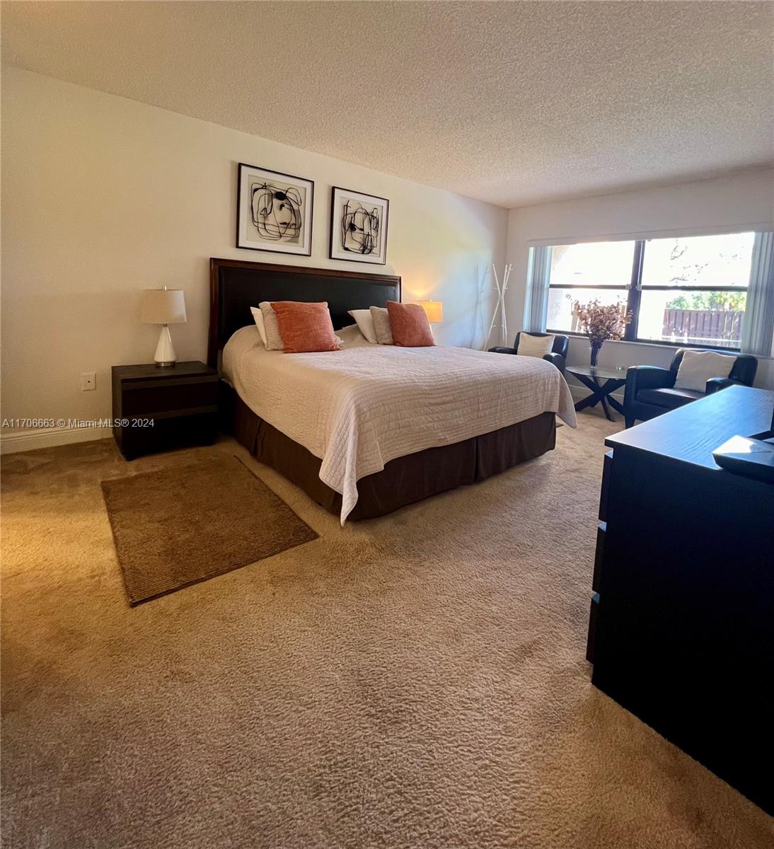 545 W Park Dr # 1