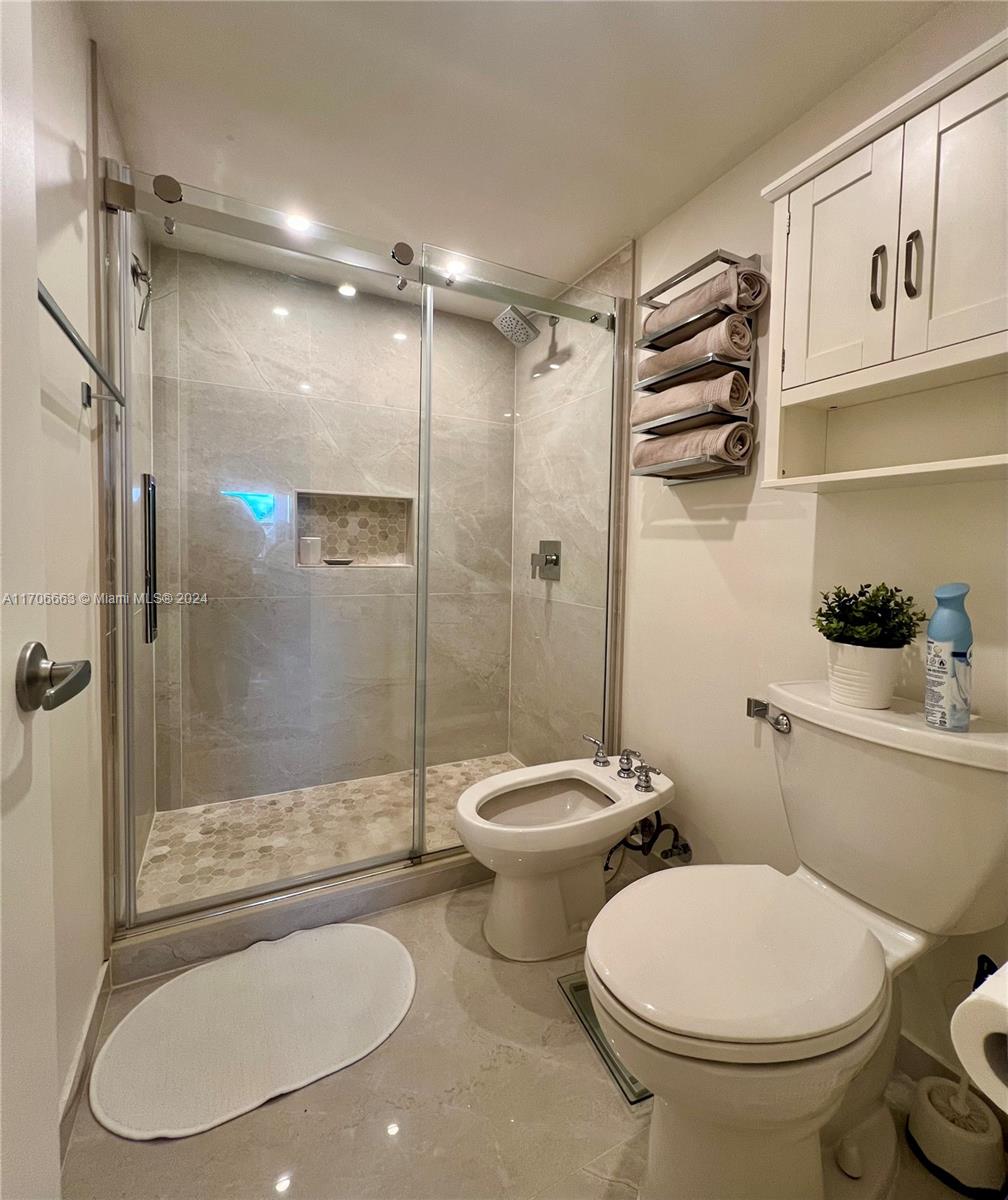 545 W Park Dr # 1