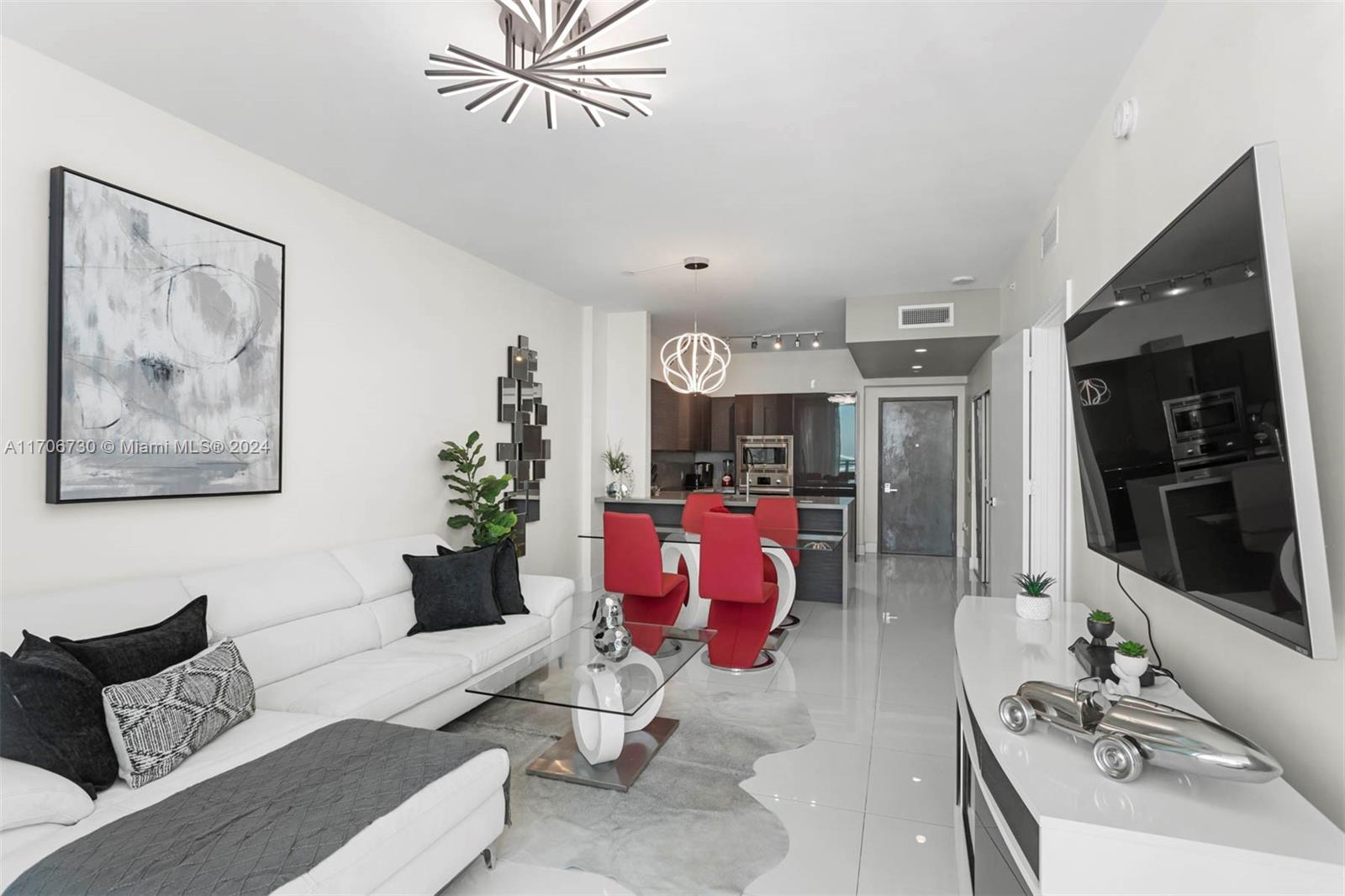 1080 Brickell Ave # 4103
