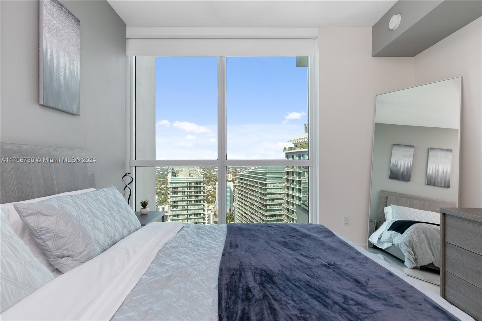 1080 Brickell Ave # 4103