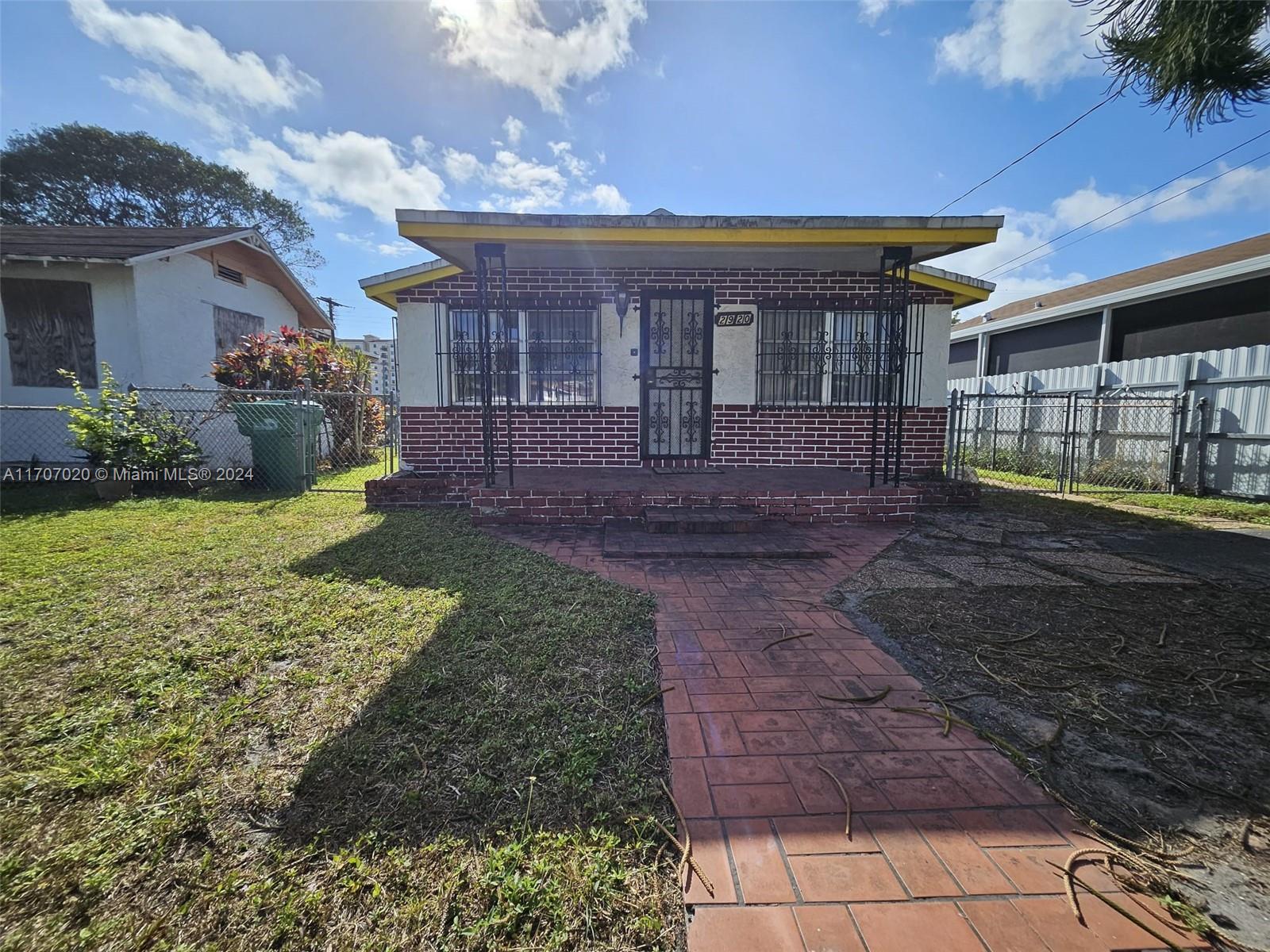2920 NW 55th St