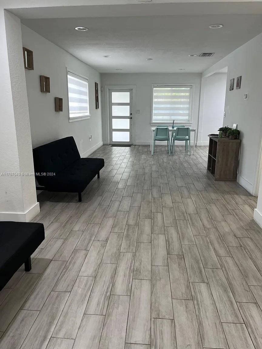 3008 NW 13th St