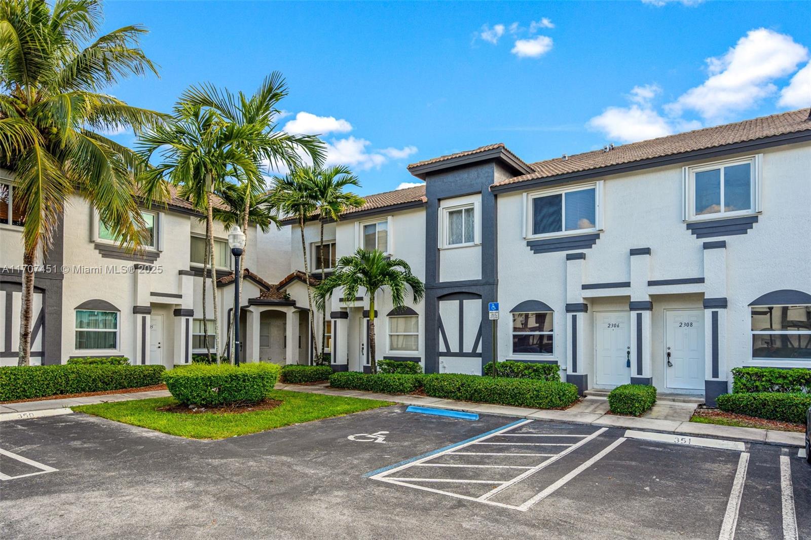 2306 SE 23rd Ter # 2306