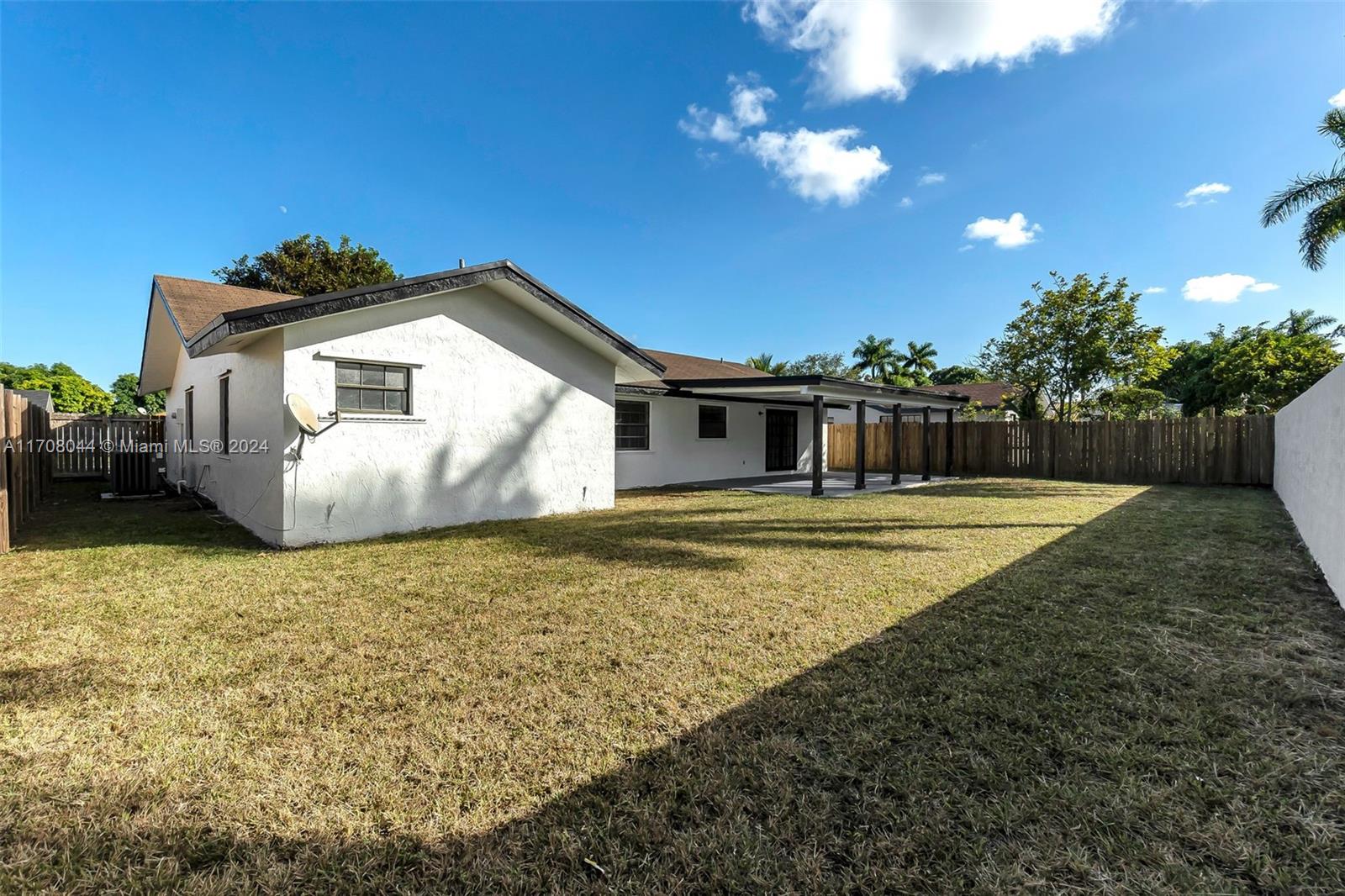 16916 SW 111th Ct