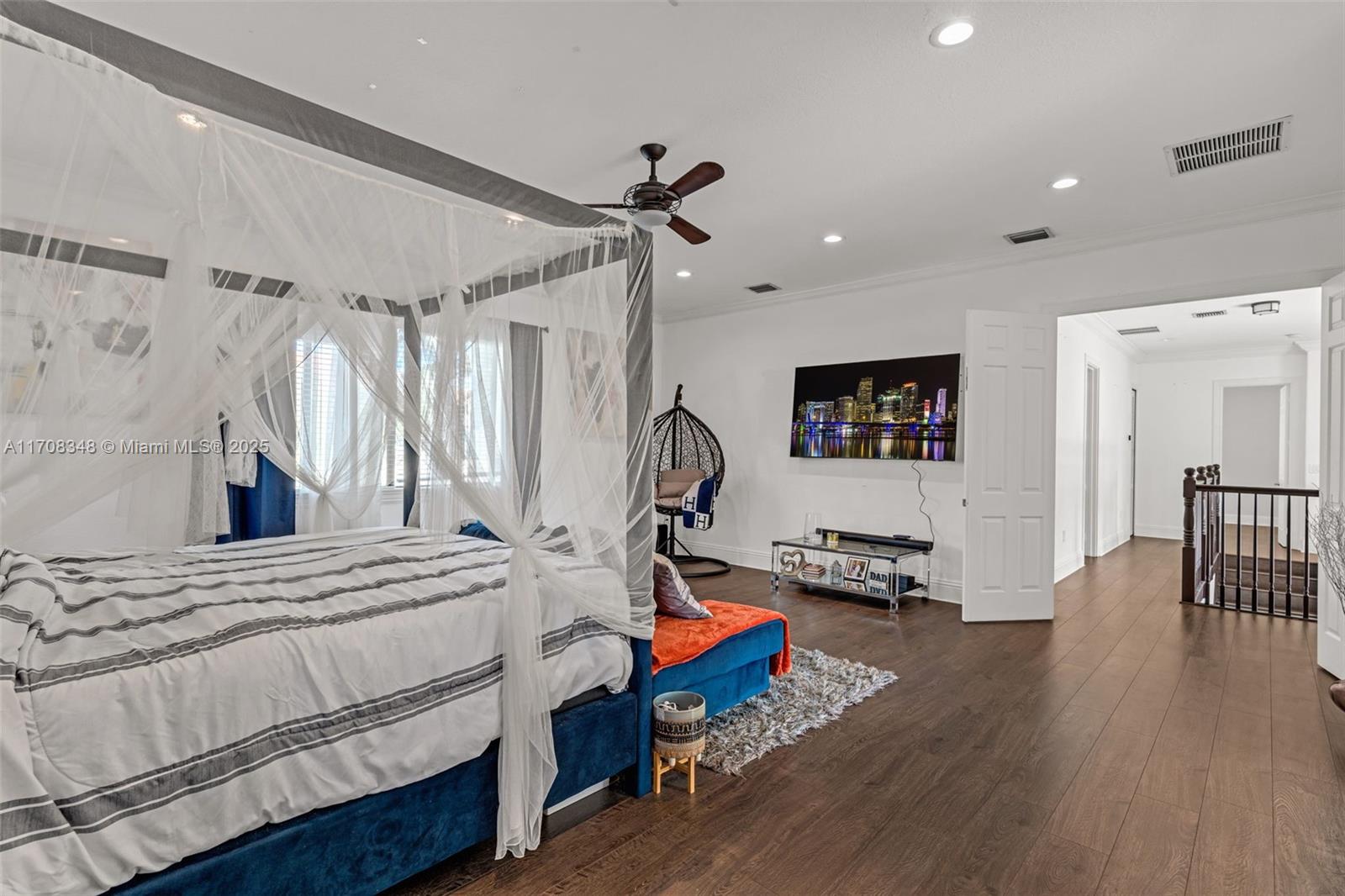 7893 SW 195th St Unit: #NA