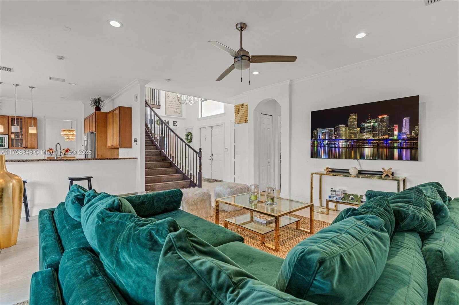 7893 SW 195th St Unit: #NA