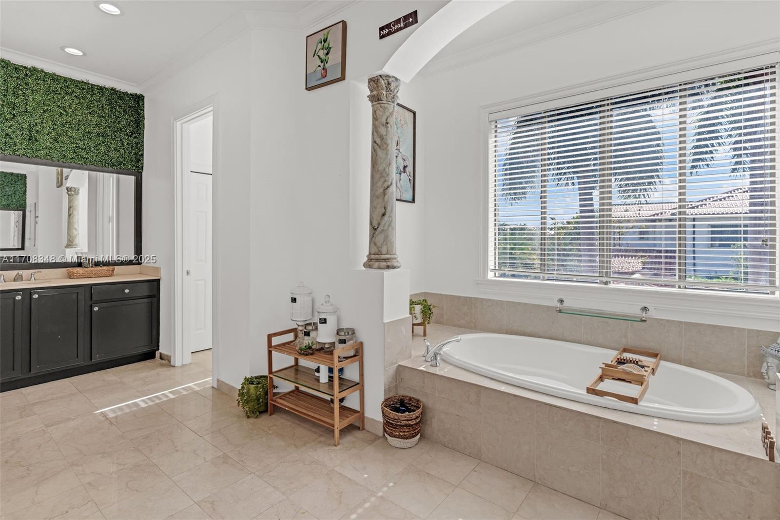7893 SW 195th St Unit: #NA