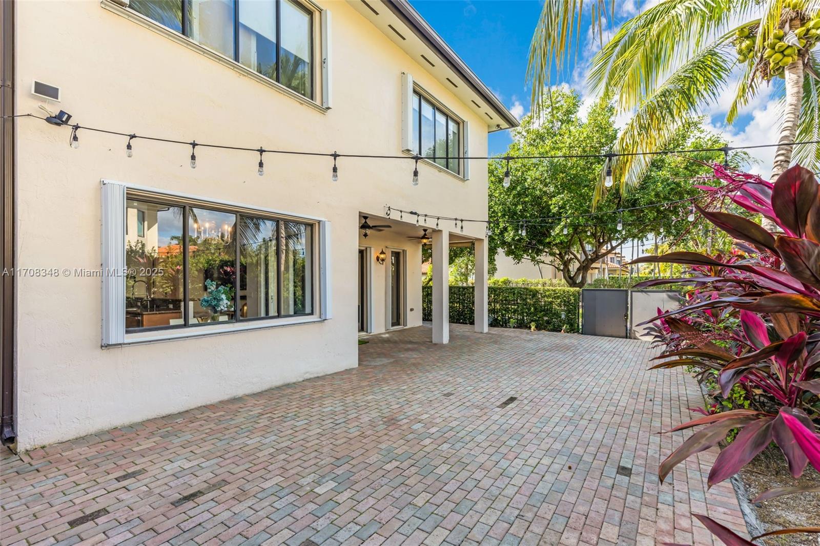 7893 SW 195th St Unit: #NA