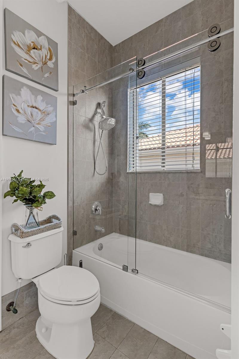 7893 SW 195th St Unit: #NA