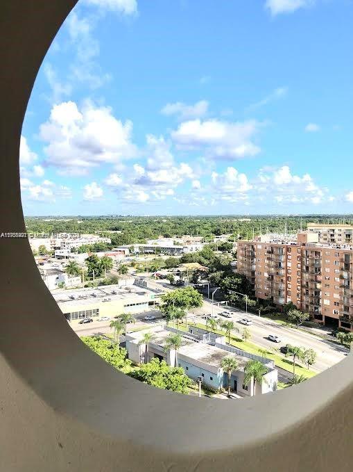 1470 NE 123rd St Unit: APH14