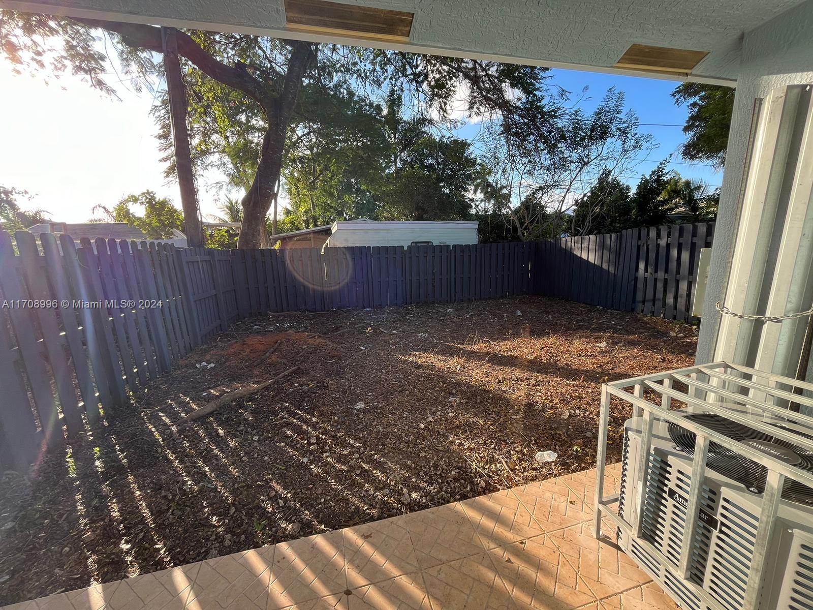 150 SW 8th Ave # 150