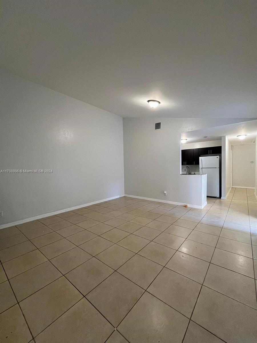 150 SW 8th Ave # 150