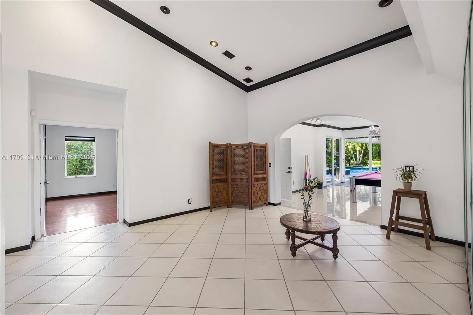 12555 SW 34th Pl
