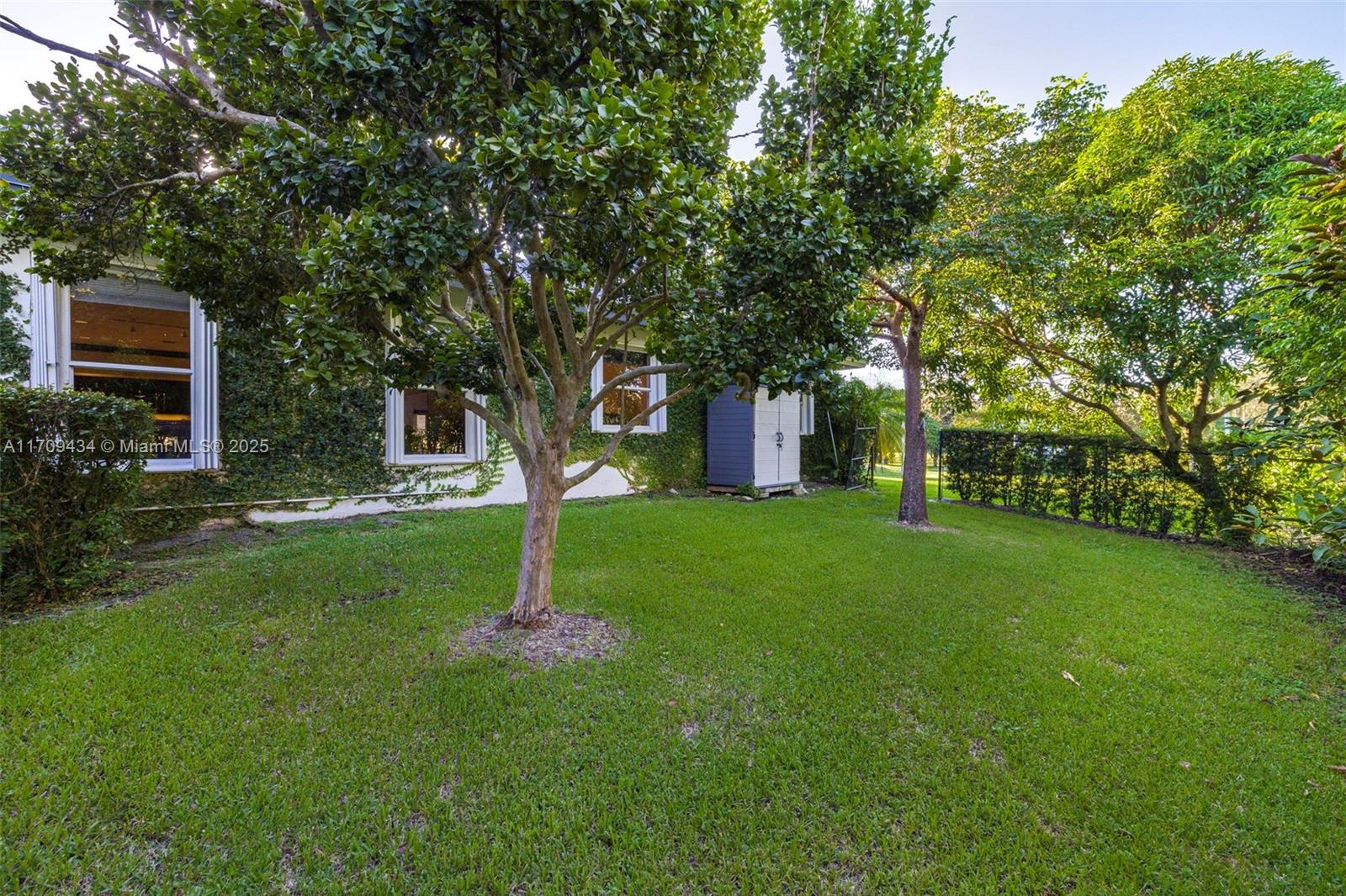 12555 SW 34th Pl