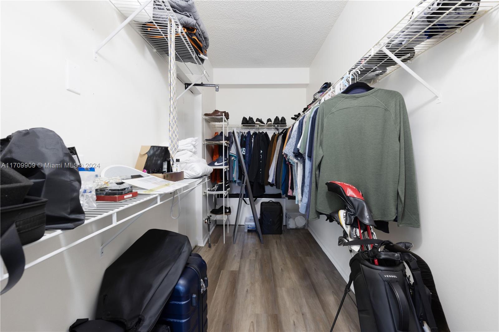 3105 NE 184th St # 7103